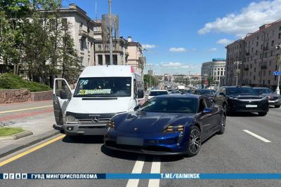 Авария на дороге