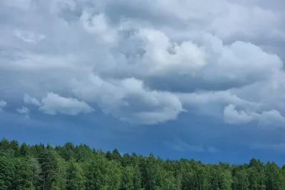 Облака в небе
