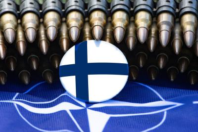 флаг и боеприпасы