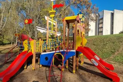 детская площадка