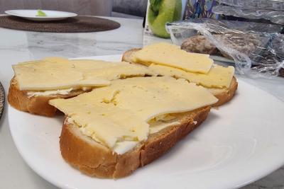 бутерброд с сыром