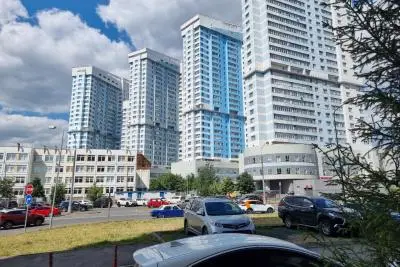 автомобили и дома
