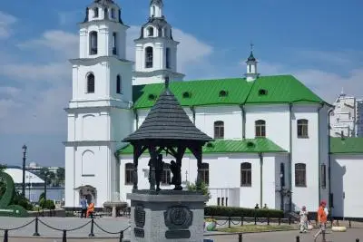 церковь в городе