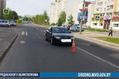 автомобиль на дороге