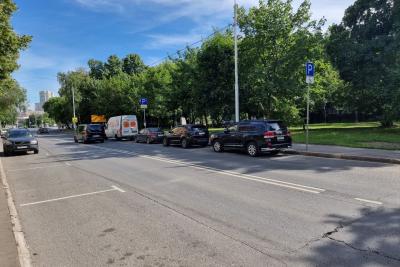 автомобили на улице