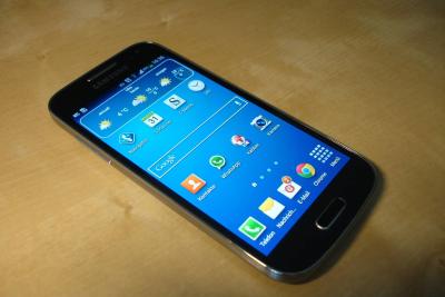 Телефон Samsung