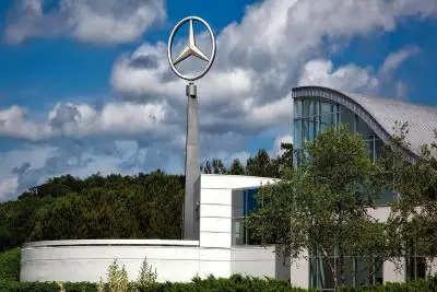Завод Mercedes