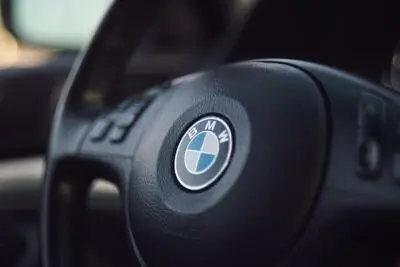 автомобильный руль