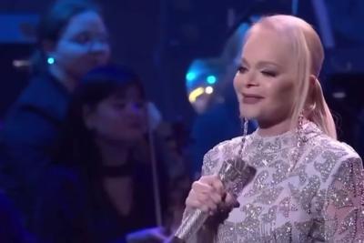 Лариса Долина