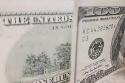 доллары США