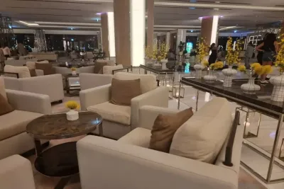 Столики в ресторане