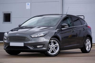 Автомобиль Ford