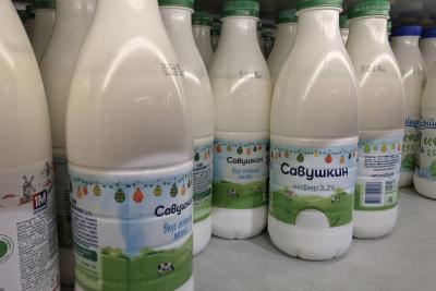 бутылки с кефиром