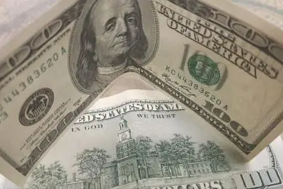 доллары США
