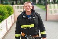 Работник МЧС спас двух человек на пожаре в свободное от службы время