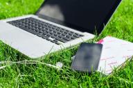 Ученые рассказали, как минимизировать боли в шее из-за работы на компьютере