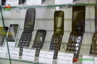 Злоумышленники в Гомеле обокрали центр продаж мобильного оператора