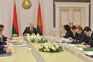 Экономическое и общественно-политическое развитие Беларуси обсуждают на совещании у Лукашенко