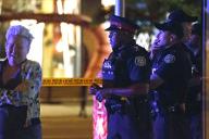 В результате наезда автобуса на остановку в Канаде погибли три человека