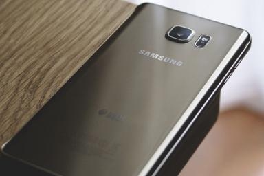 Samsung назвала дату презентации складного смартфона