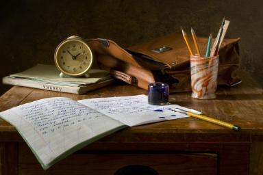 Психологи назвали веские причины начать писать от руки