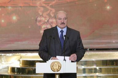 Лукашенко поздравил Ланового
