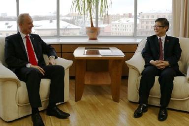 Си Цзиньпин пригласил Лукашенко посетить Пекин
