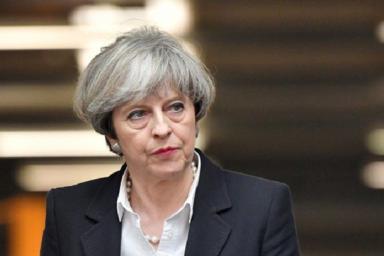 Доверие парламента: Мэй остается премьер-министром Великобритании 