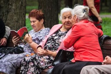 Уход за внуками увеличивает продолжительность жизни пожилых людей
