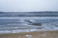 Атлантический океан частично замерз в США