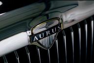 Минпромторг показал в Сети, как создавался автомобиль Aurus