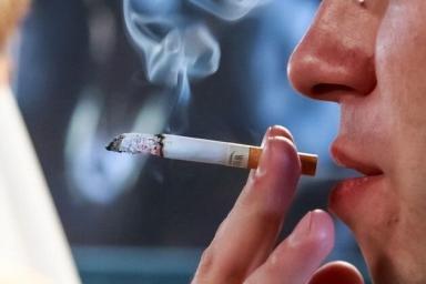 Лукашенко нанес удар по курильщикам