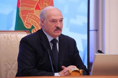 Лукашенко направил поздравление с 100-летием создания финансовой системы Беларуси