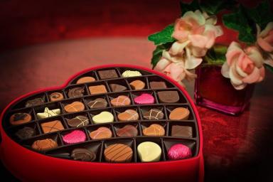 Шоколад помогает укрепить интимные отношения между людьми
