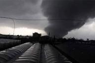 Более десяти человек пострадали от смерча в аэропорту Антальи