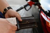 В Глубокском районе водитель похитил у предприятия более 2 т солярки