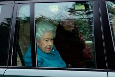 Королеву Великобритании Елизавету II могут эвакуировать из Лондона