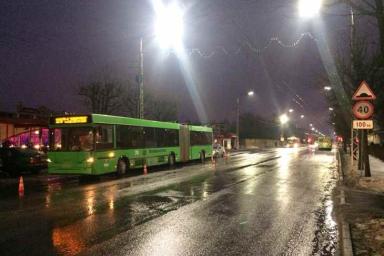 В Бобруйске пассажирка автобуса получила травмы из-за резкого торможения