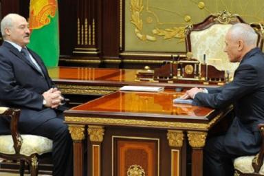 Лукашенко поздравил госсекретаря Союзного государства Григория Рапоту