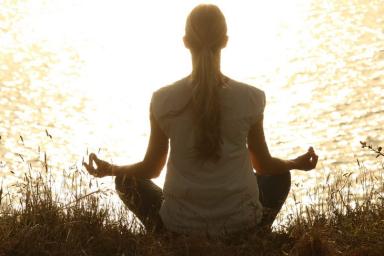 Ученые развеяли миф о пользе медитации