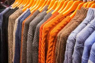 Работник интернет-магазина в Минске подозревается в присвоении дорогостоящей одежды