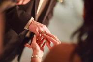 Свыше 110 пар в Минске заявили о желании зарегистрировать брак 14 февраля