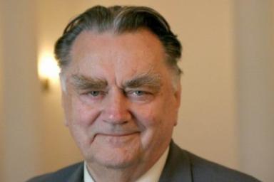 Скончался бывший премьер-министр Польши
