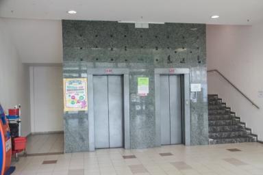 Иностранец в лифте приставал к школьнице из Гродно