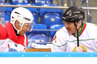 Лукашенко: Пусть российские спортсмены выступают за Беларусь 