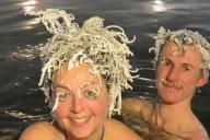 «Доширак из волос»: Канадцы устроили чемпионат по замораживанию причёсок в 20-градусный мороз