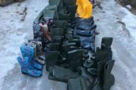 Двое оршанцев украли из фуры партию резиновых сапог