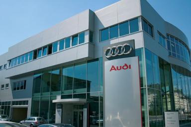 Audi научили самостоятельно распознавать сигнал светофора