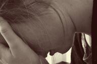 Скандал в школе: учительница снимала с детей штаны и подсматривала в туалете