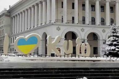 Шоумен Зеленский увеличил отрыв от Порошенко и Тимошенко в предвыборном рейтинге